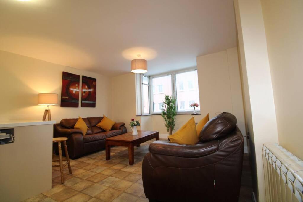 Large 3 Bed, Galway City Centre公寓 外观 照片