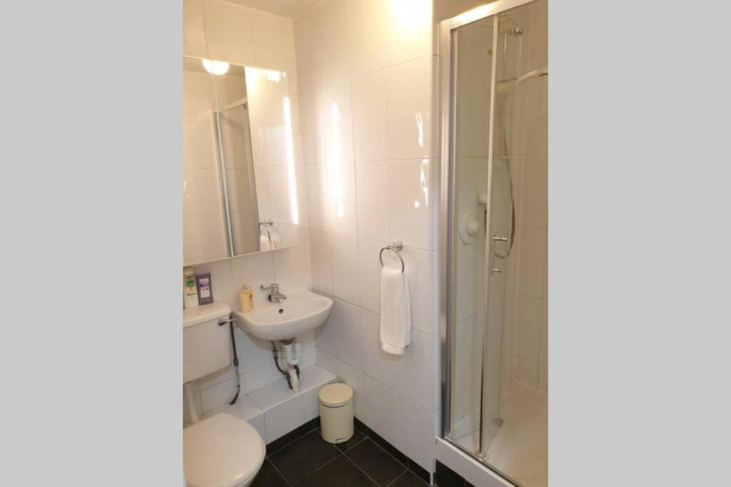 Large 3 Bed, Galway City Centre公寓 外观 照片